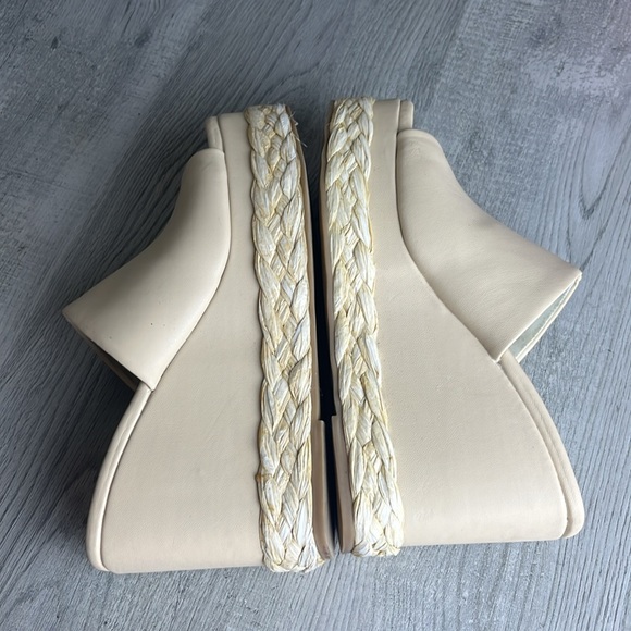 ALTAR’D STATE CREAM HEELS SIZE 8 - Picture 4 of 10